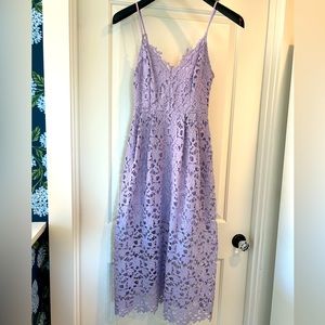 ASTR the label Size Small Lilac lace Midi dress